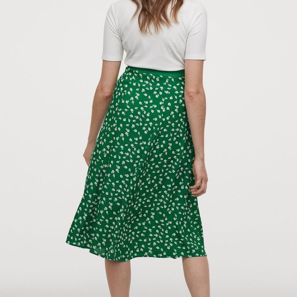 H&M green floral skirt set
